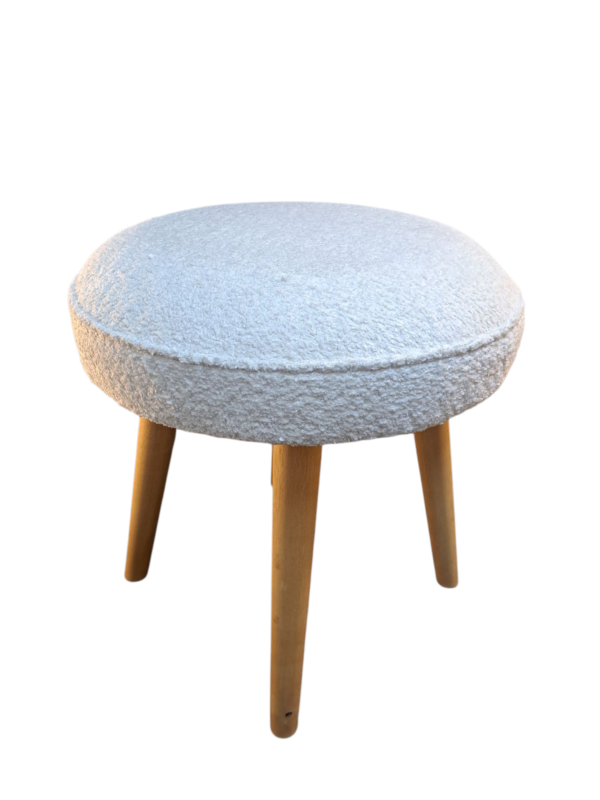 Banqueta nordica en Boucle pelo largo blanco